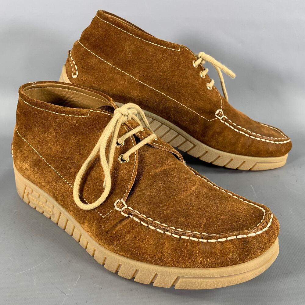 TOM FORD Size 11 Camel Khaki Contrast Stitch Suede Chukka Boots